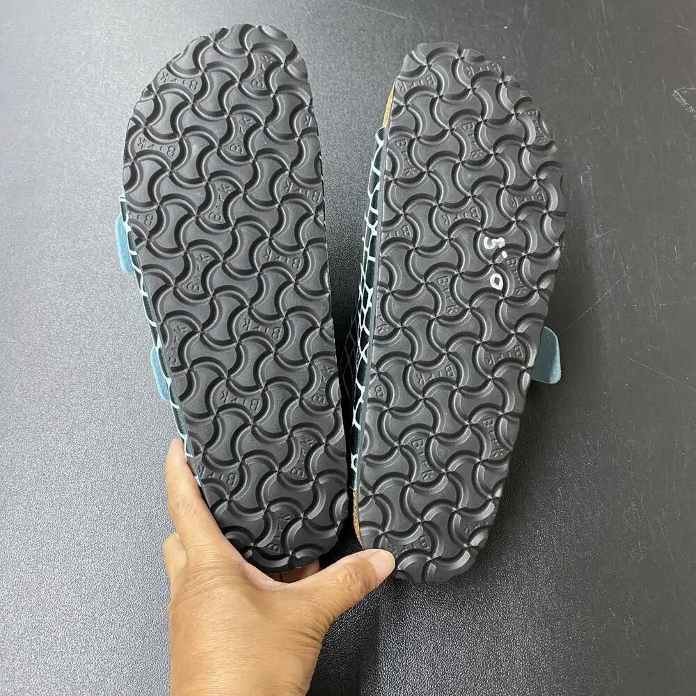 NEW Birkenstock Arizona Sandals EU 40 Womens 9 Narrow Aqua Green Croc Print